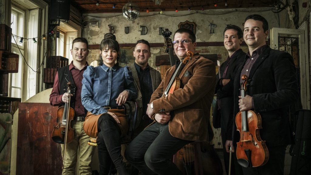 Szüreti Mulatság // Faluház Folk