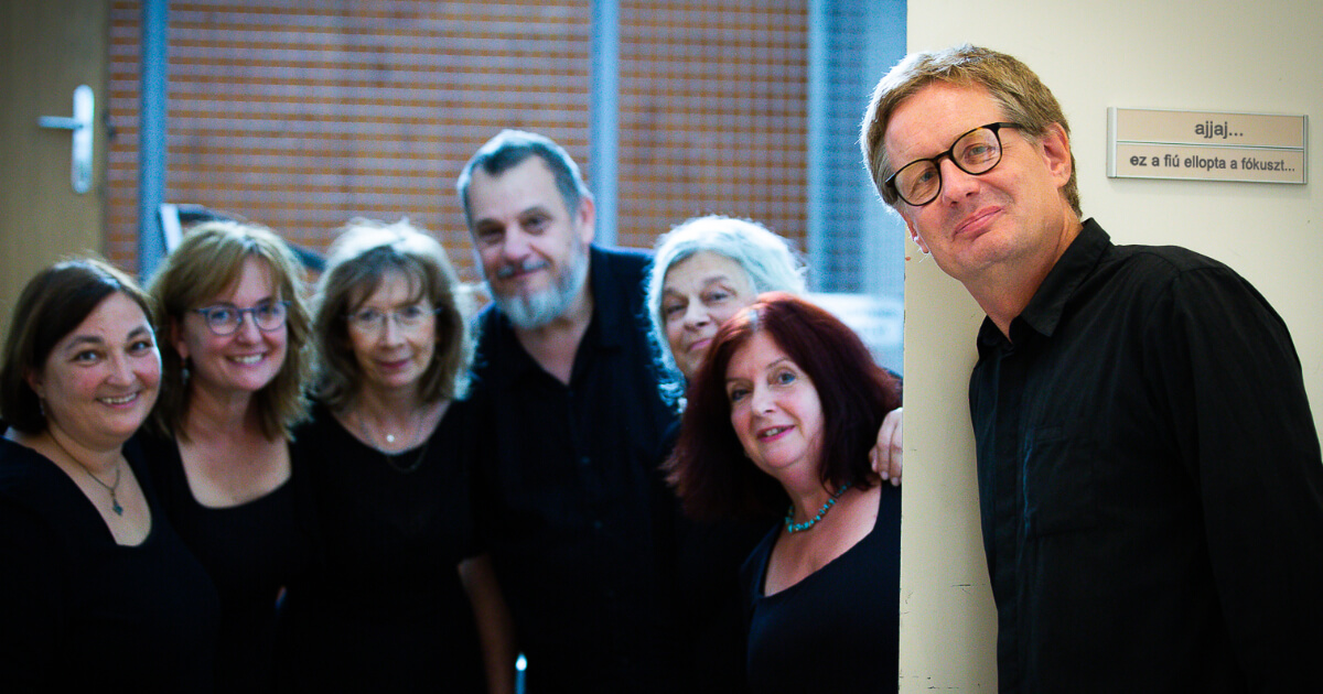 Egyszer csak felnőtt bábcsoport