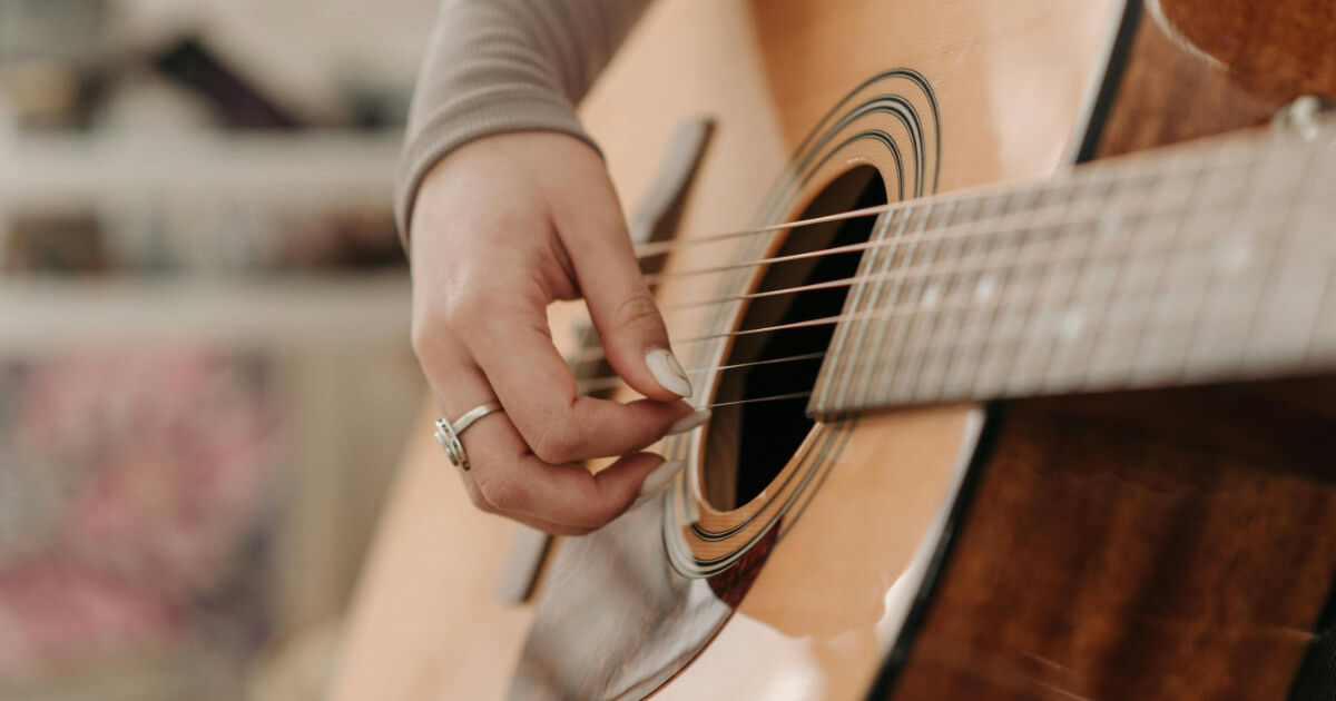 Ringató - vedd ölbe, ringasd, énekelj!